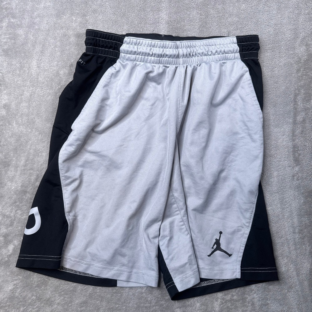 Jordan Basketball Shorts Boys L Gray Mesh Athletic Logo Drawstring